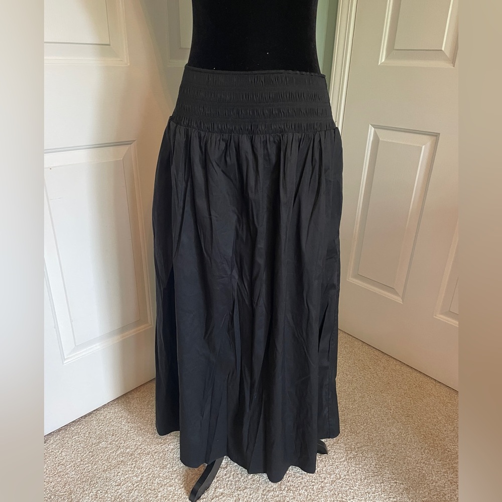 NWT Black Chico's Poplin Smocked Skirt -  Size 1 (8/10-M) - Picture 3 of 9